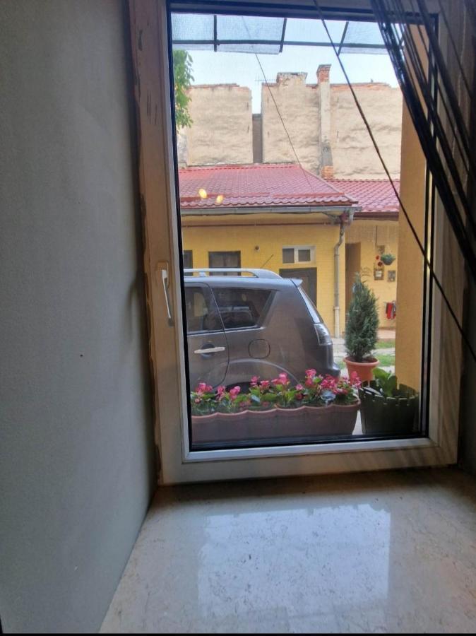 Traian Mosoiu , Parcare Proprie * Cluj-Napoca